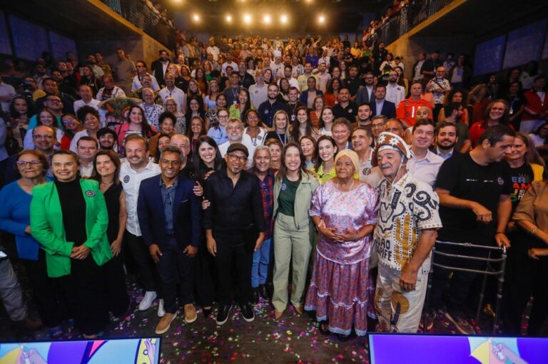 Governo amplia Festival Pernambuco Meu País e edição 2025 será realizado em 10 cidades do Agreste e Sertão Governo amplia Festival Pernambuco Meu País e edição 2025 será realizado em 10 cidades do Agreste e Sertão