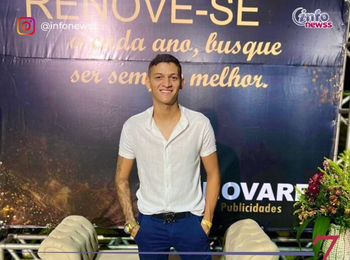 Jovem Giliardo o iPhone de 28 anos morre em grave acidente de moto em Araripina