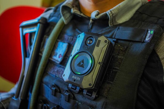 Polícia Militar do Piauí inicia testes com câmeras corporais em ações policiais