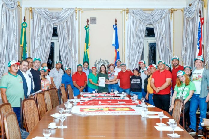 Raquel Lyra recebe trabalhadores rurais e promete ações pelo campo pernambucano 2
