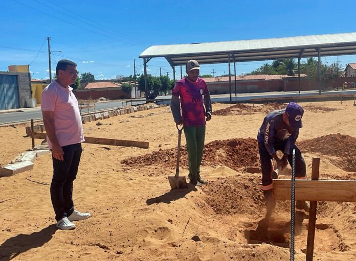 7Prefeito Marciano Macedo visita obras em andamento no município de Aroeiras do Itaim