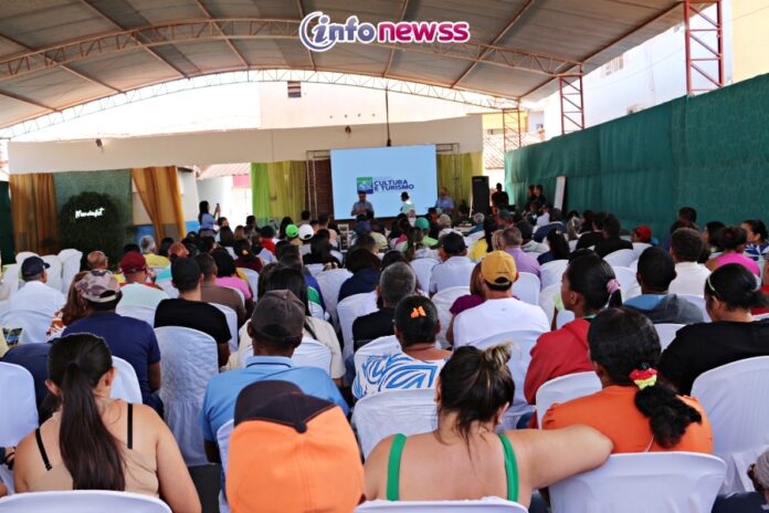 IMG_0792Capacitações Técnicas e Troca de Experiências Marcam a Abertura da IV Mandiofest em Marcolândia-PI -