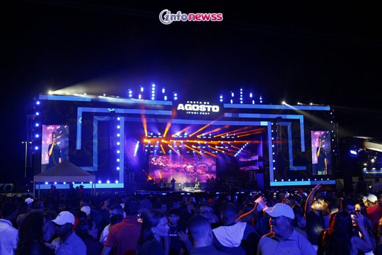 Shows com Zezo, Tarcísio do Acordeon e Fernandinha abrem programação da Tradicional Festa de Agosto em Ipubi, Pernambuco Shows com Zezo, Tarcísio do Acordeon e Fernandinha abrem programação da Tradicional Festa de Agosto em Ipubi, Pernambuco