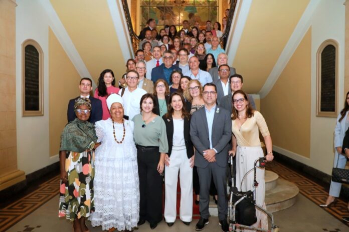 Raquel Lyra empossa novos conselheiros e reforça compromisso com o SUS em Pernambuco 1