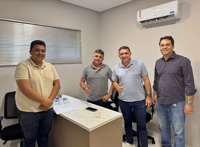 1Prefeito Marciano Macedo realiza reunião de alinhamento na área da saúde