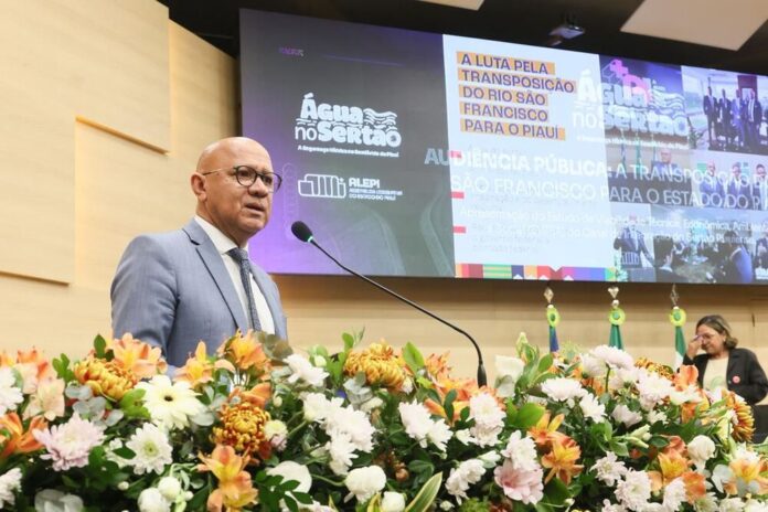 Deputado estadual Franzé Silva e projeto Água no Sertão