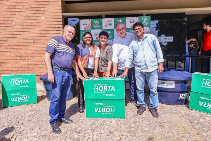 Emenda parlamentar de R$ 1,8 milhão garante kits de irrigação a agricultores de Teresina e Santa Cruz do Piauí