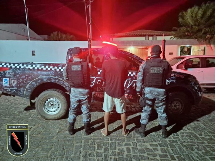 Homem mata desafeto na frente do filho e é capturado pela Força Tática após campana em mata em Paulistana 3