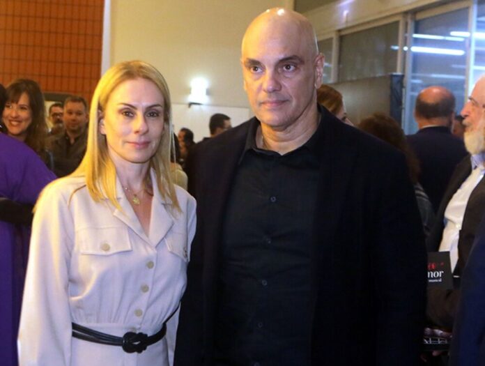 Viviane Barci de Moraes, e seu esposo ministro Alexandre de Moraes, do Supremo Tribunal Federal (STF) Foto: Greg Salibian/Folhapress