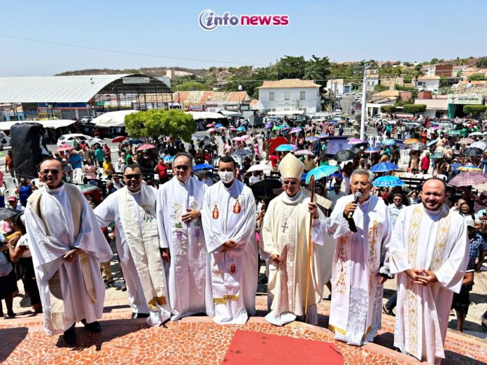 WhatsApp Image 2025-09-24 at 16.36.28Fé, tradição e esperança marcam os 302 anos de devoção a Nossa Senhora das Mercês em Jaicós -