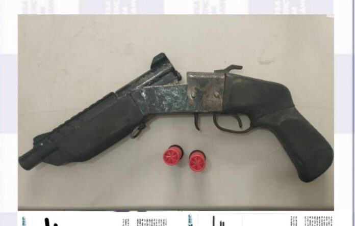Operação conjunta cumpre dois mandados de prisão por tráfico e posse ilegal de arma de fogo em Araripina e Salgueiro