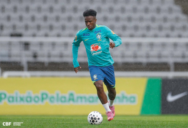 Seleção Brasileira inicia treinos na Coreia para amistosos de outubro Vini Jr já está em Seul para os treinos da Seleção Brasileira/Foto: @rafaelribeirorio - CBF
